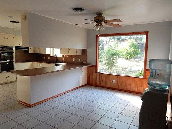 5th image of 3525 W Beauregard Ave