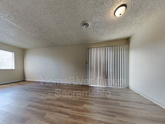4th image of 3624 Reel Cir