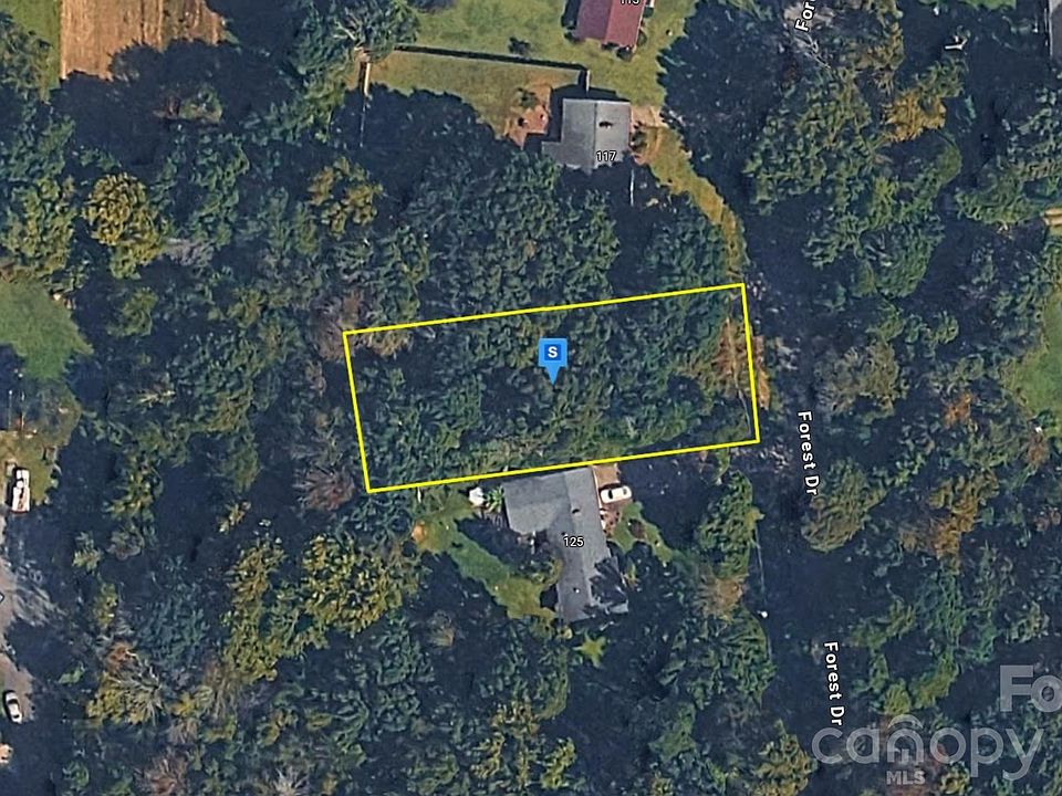 1st image of 121 Forest Dr