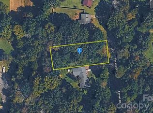121 Forest Dr, Graham, NC 27253