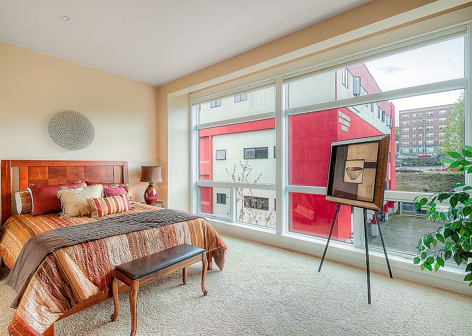 1st image of 708 Market St Unit 414