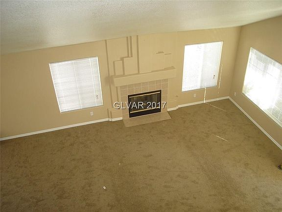 3rd image of 4719 Hamburg St #0