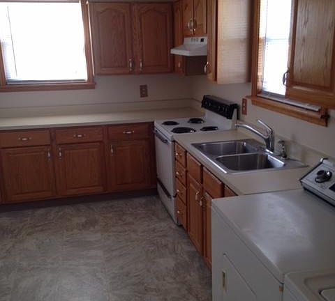 Kitchen 1