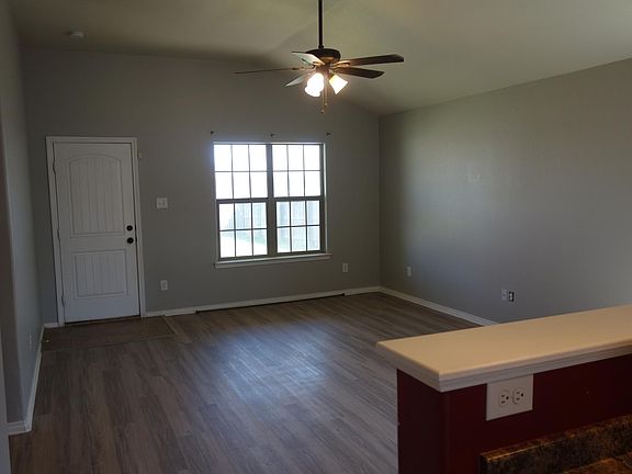 Living Room picture 1