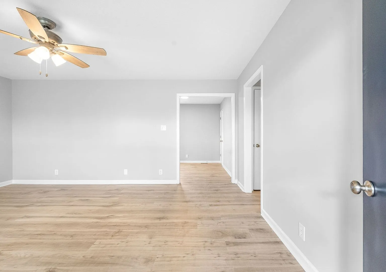 Renovated 3 Bedroom Pet Friendly Home For Rent! — Photo 4
