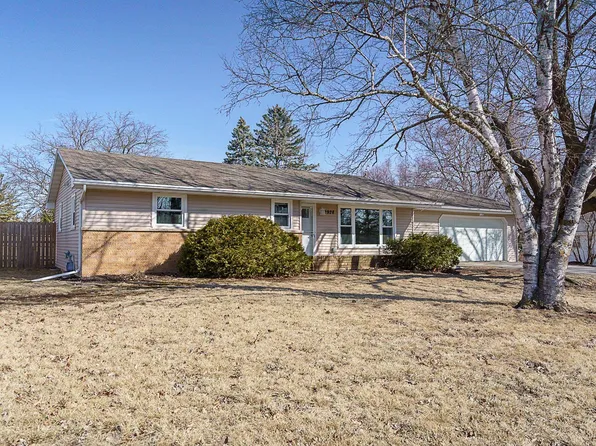 2928 Glendale Ave, Green Bay, WI 54313