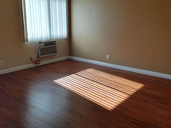 4th image of 10523 Floralita Ave APT 107A