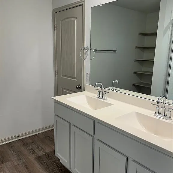 309 Mulberry Creek Ln — Photo 10