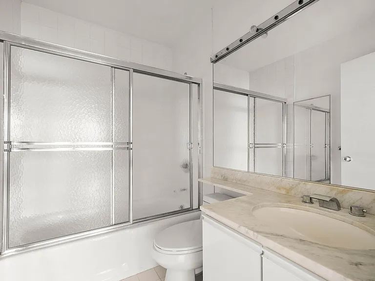 245 E 93rd St #24J — Photo 7