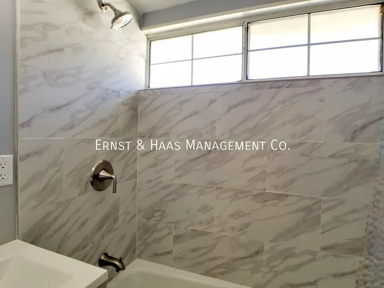 3310 E Curry St — Photo 30