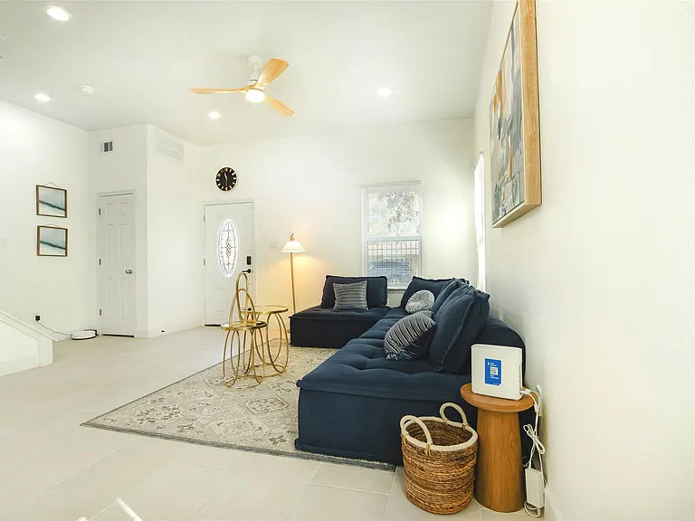 4114 Ward St — Photo 11
