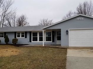 6407 Sunland Dr, Fort Wayne, IN