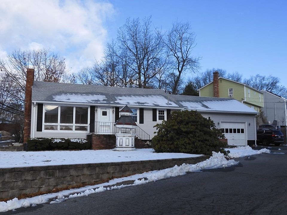 1st image of 16 Juniper St