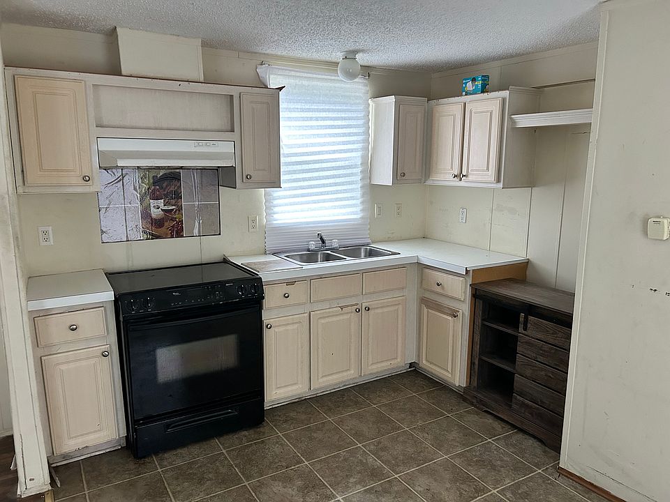 2nd image of 901 Joy Rd #48