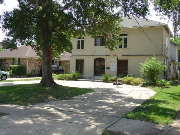 1st image of 4500 Lake Villa Dr