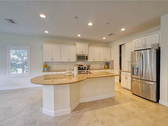 3rd image of 11512 Grey Egret Cir