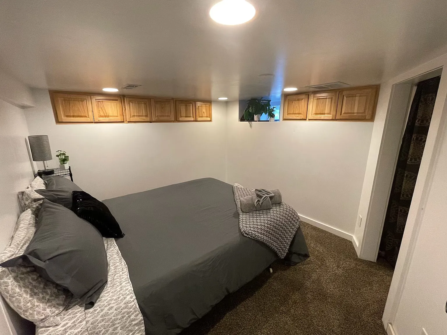720 E Browning Ave — Photo 2