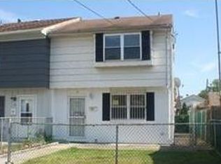 10 Warren St, Carteret, NJ 07008