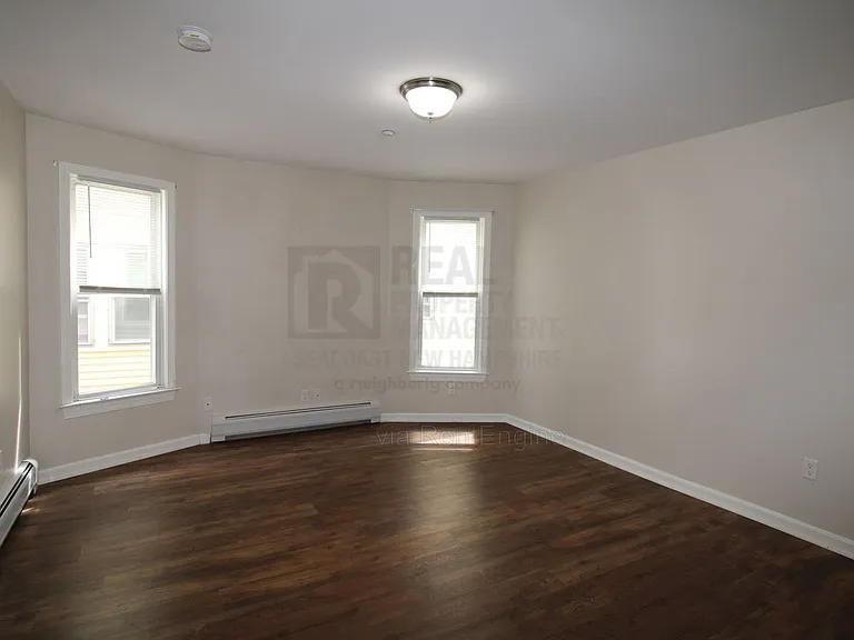 149 Main St #4 — Photo 8