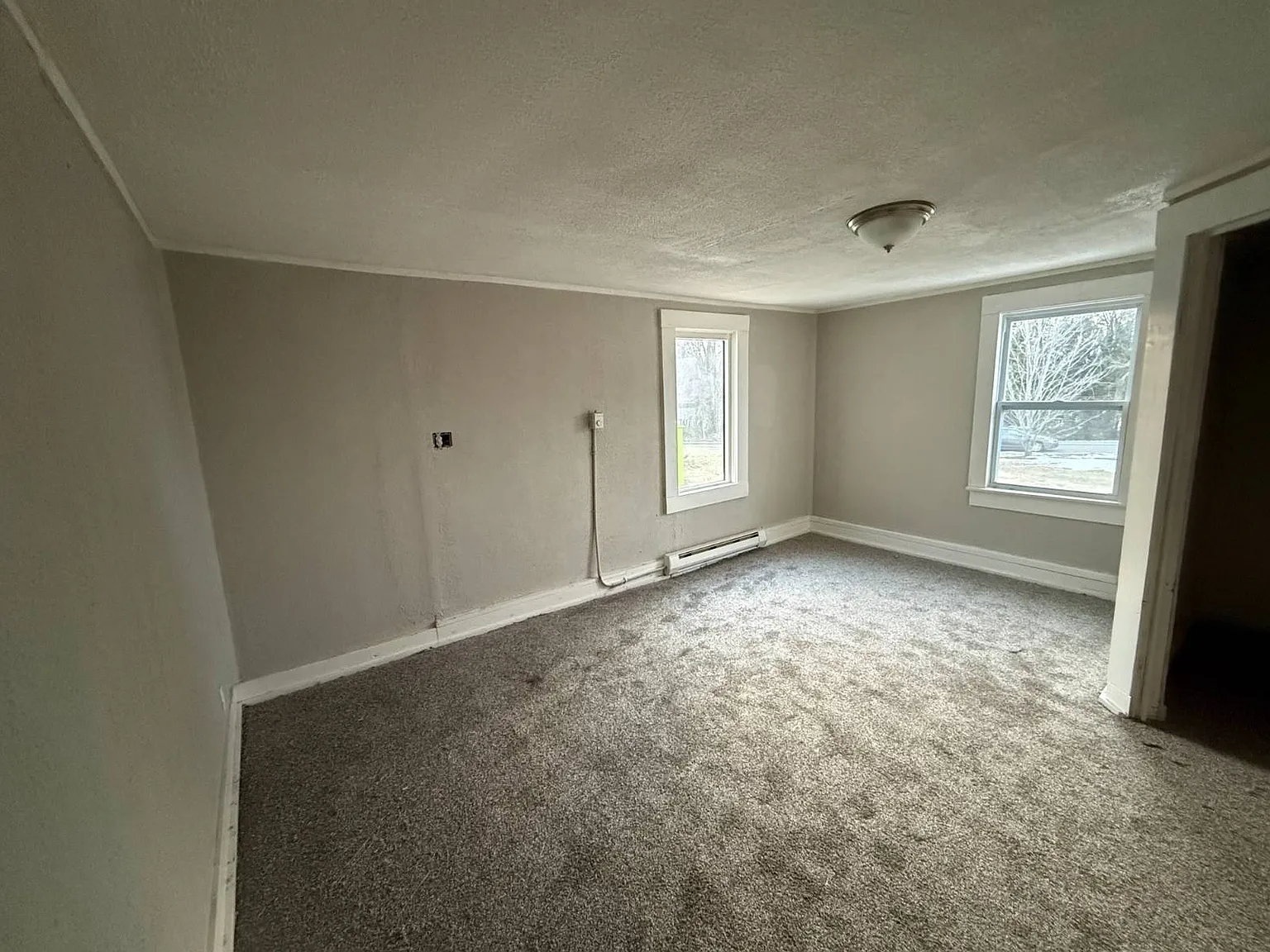 3 bed, 2.0 bath, 1648 sqft, $1,800 — Photo 4