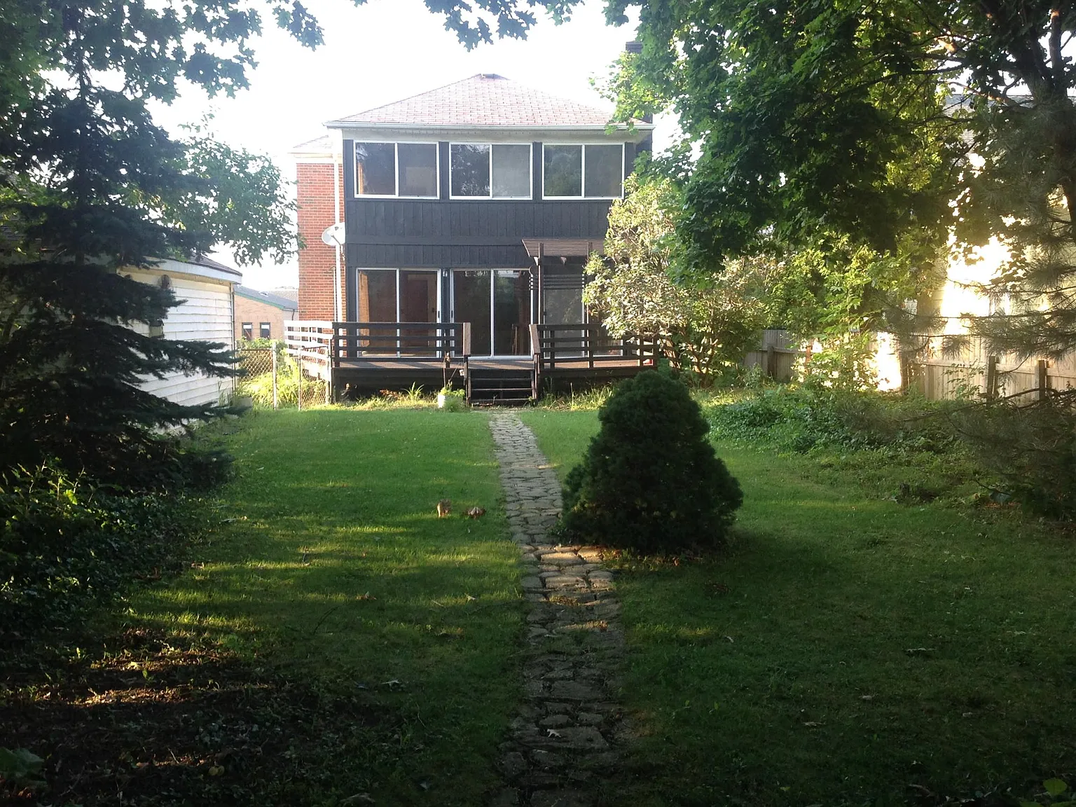 19231 Rockcliff Dr — Photo 2