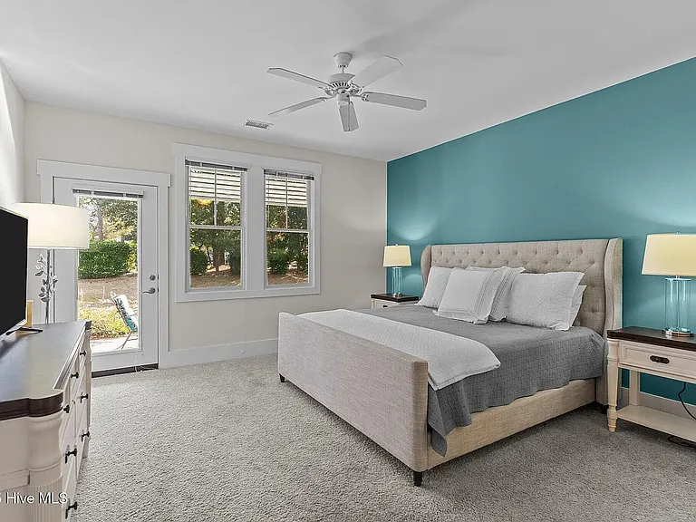 2537 Saint James Dr SE #102 — Photo 25