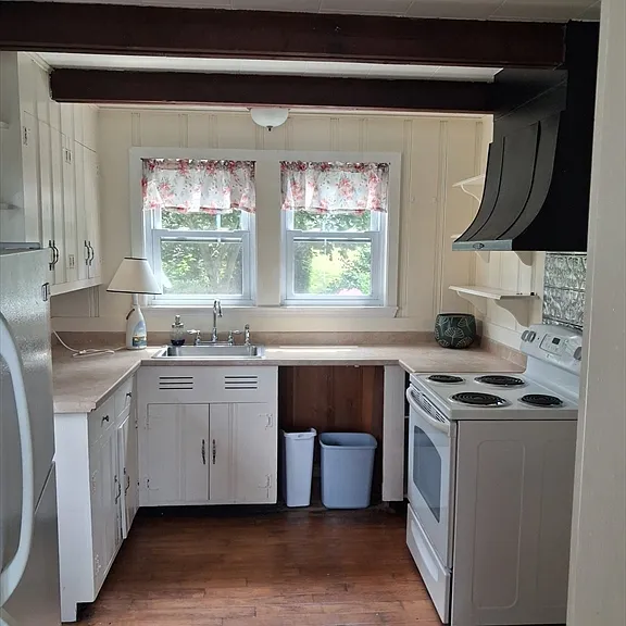 18 Shore Dr — Photo 8