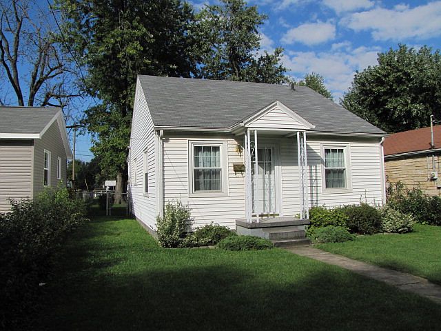 1st image of 60 Gilmour Ct