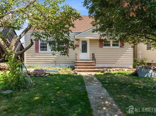 38 Lincoln Ave, Colonia, NJ
