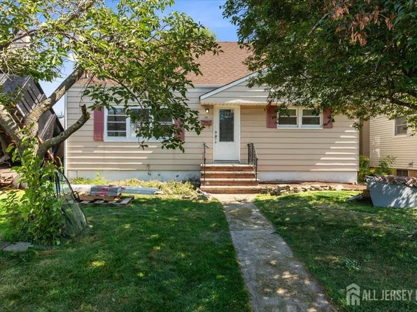 38 Lincoln Ave, Colonia, NJ 07067