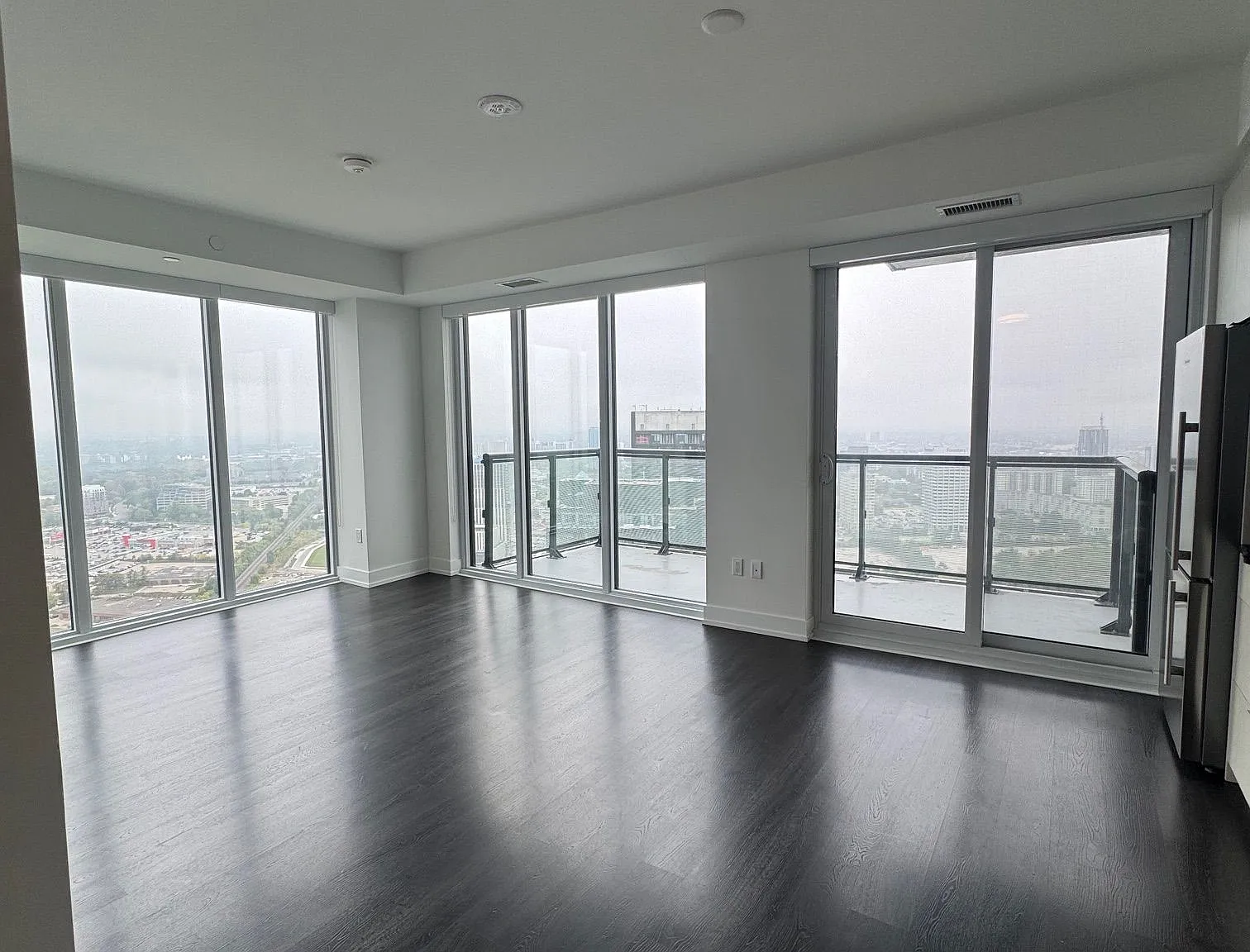 2 bed, $3,500 — Photo 4