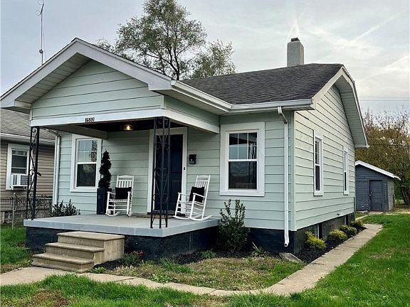 2nd image of 1532 Brown St