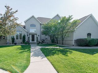 4015 Fox Hollow Ct, Marion, IA 52302