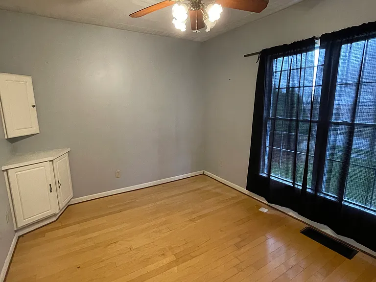 950 Lemoyne Ave #950 — Photo 6