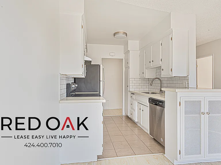 2065 Rodney Dr #103 — Photo 5