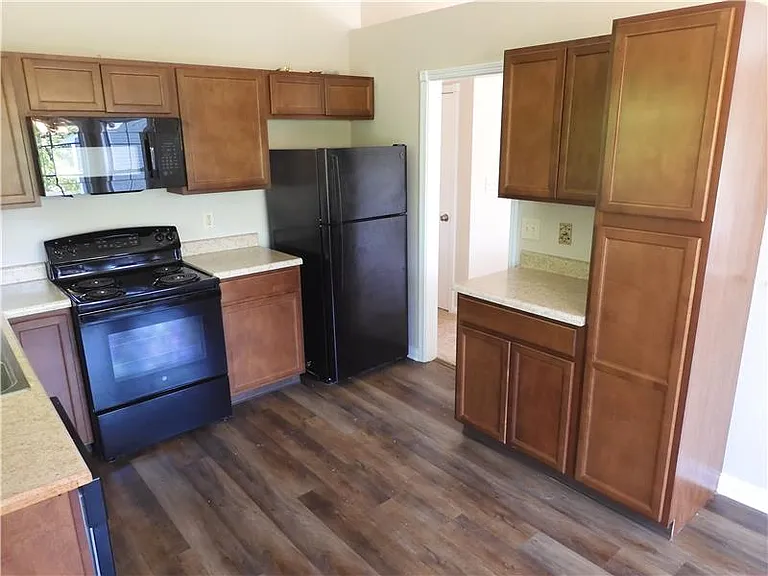 7222 Isaac Ln — Photo 13