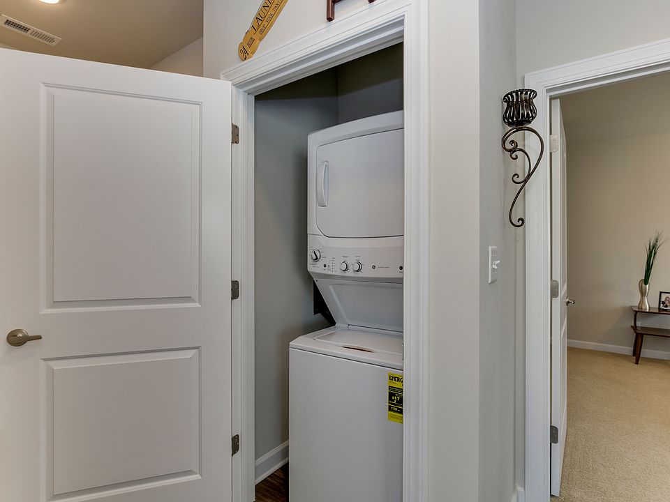 laundry center