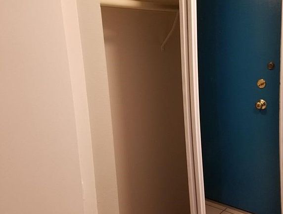 5th image of 5460 White Oak Ave Unit E320