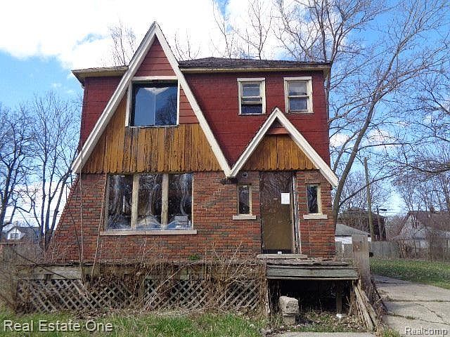 1st image of 14065 Manning St