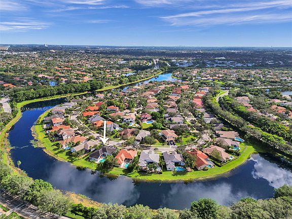 3rd image of 1254 Ginger Cir