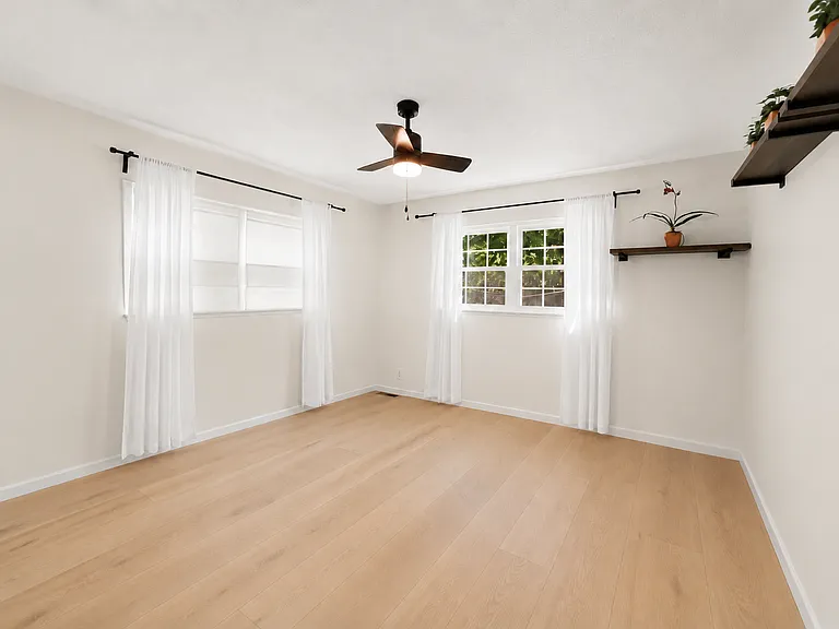 2257 Fishinger Rd — Photo 11