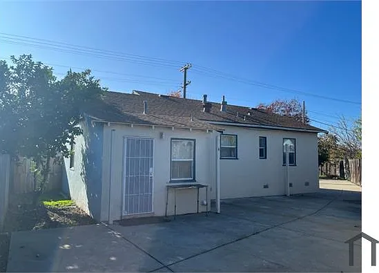 3319 Ohio Ave — Photo 30