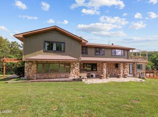 10463 Farm Road 1182, Aurora, MO 65605