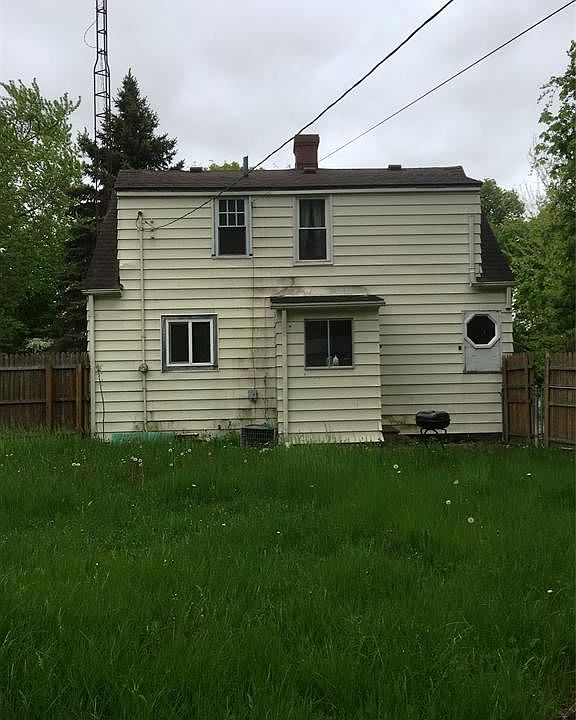 2nd image of 1421 Kearsley Park Blvd