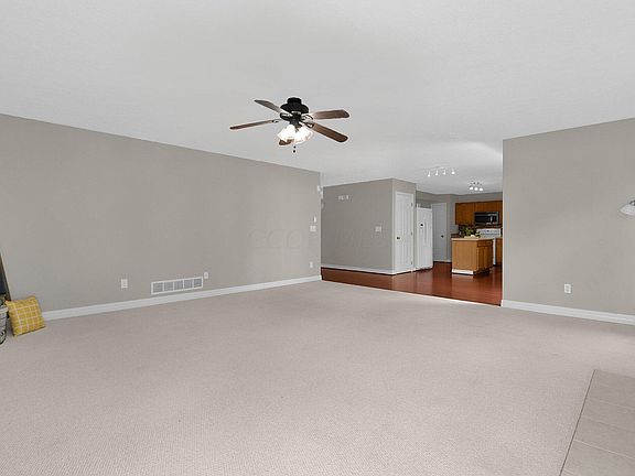 5th image of 7325 Trillium Dr