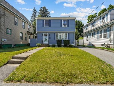 66 Chestnut Ave, Cranston, RI, 02910