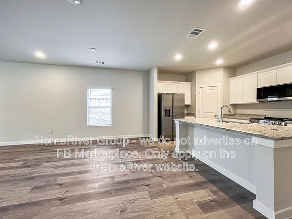 4th image of 454 Suffolk Dr