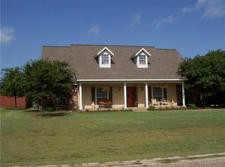 2733 Dorothy Dr, Cleburne, TX 76031