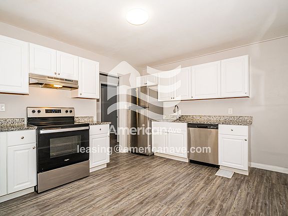 1115296_005_kitchen_5.jpg