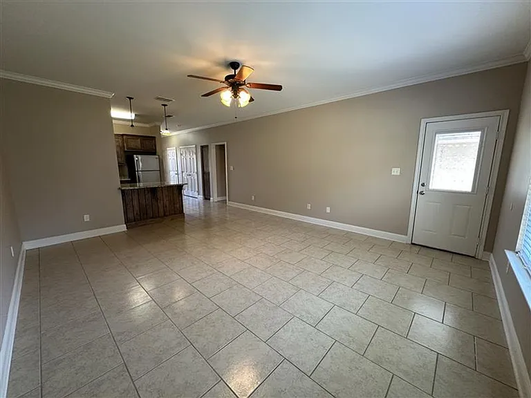 4002 Mobley Cir — Photo 14